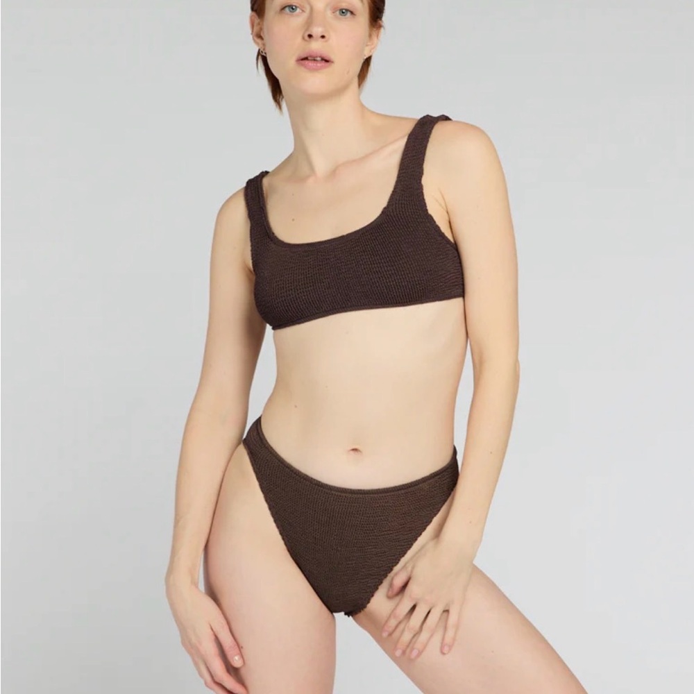 Aplomb Standard Waist Two Piece in Espresso